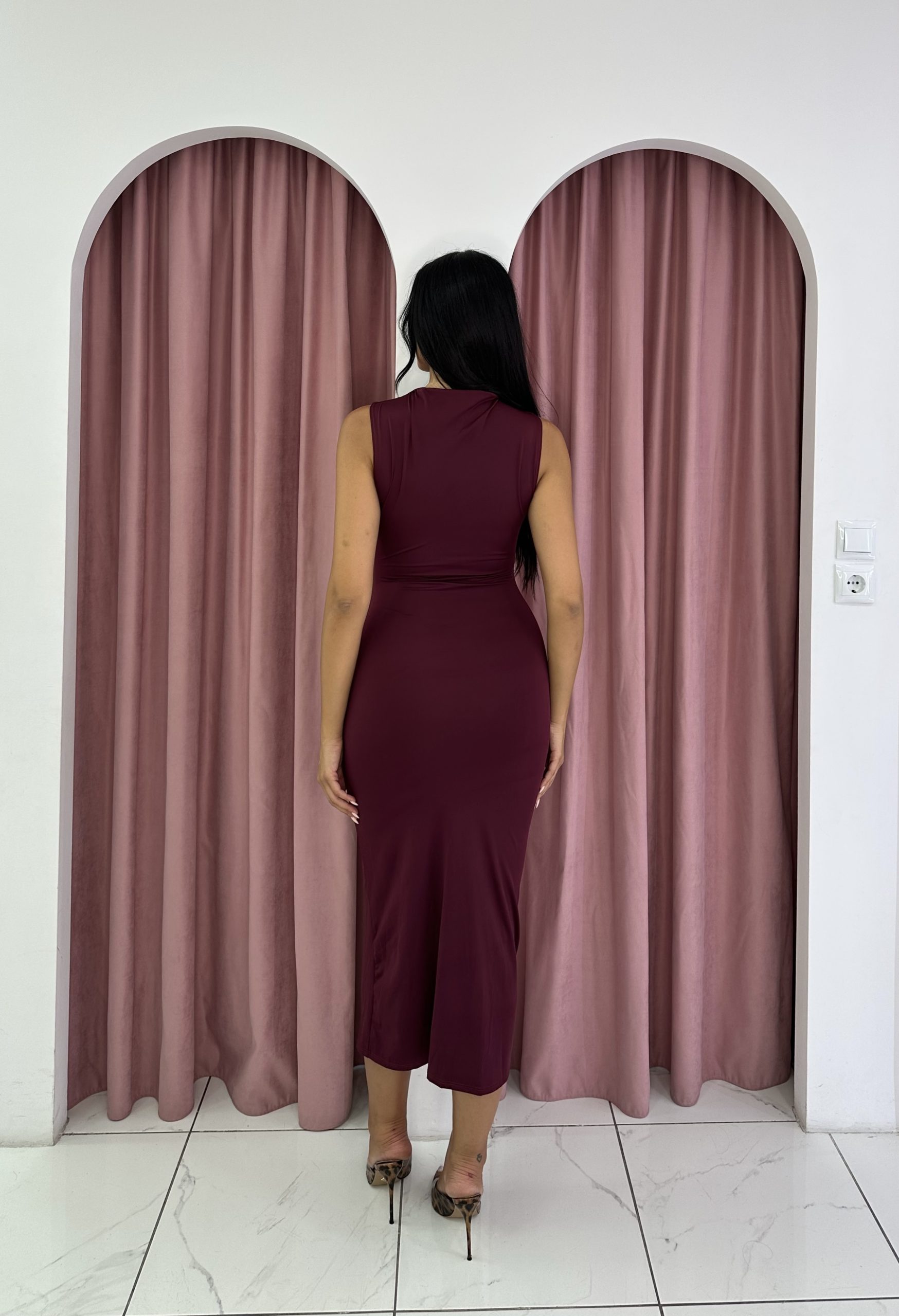 Sleeveless Hollow Out Bordeaux Midi dress - Image 2